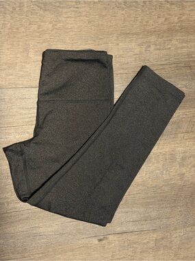90 Degree By Reflex
Body 144% Nylon 43% Polyester 13% Spandex